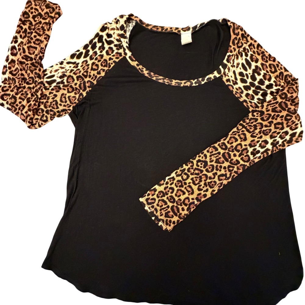 Brendas USA Womens 1XL Leopard Print Raglan Long Sleeve Top Black Animal 8099-LP
